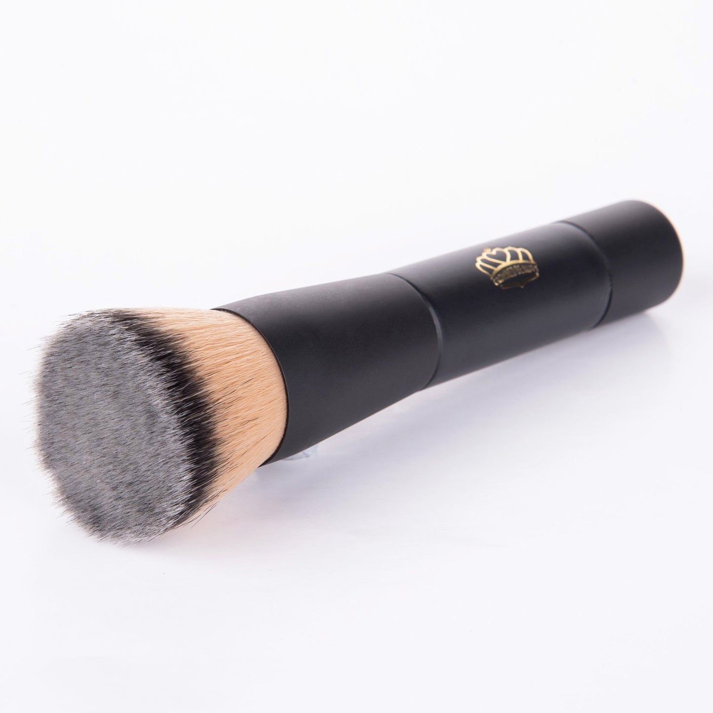 CROWNED BEAUTY Flat Kabuki Foundation Brush